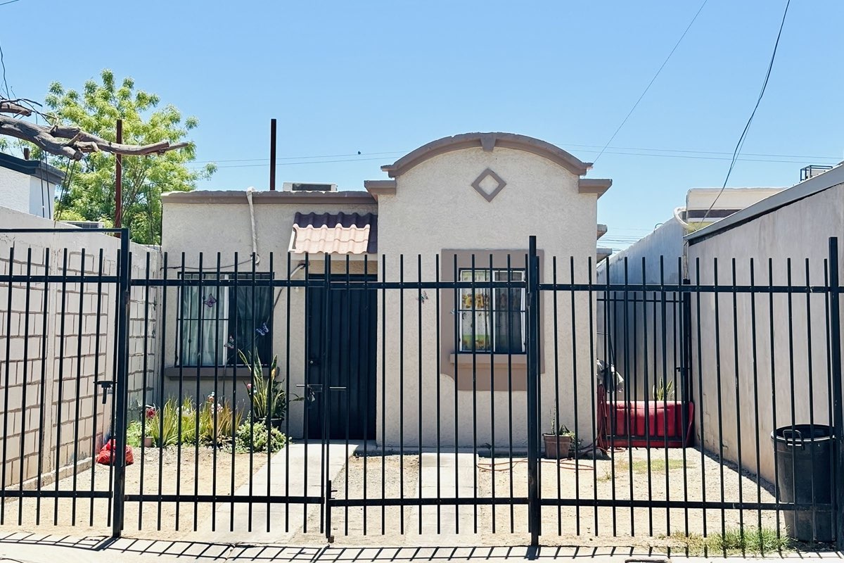 Casa en venta en Quintas del Rey, Mexicali