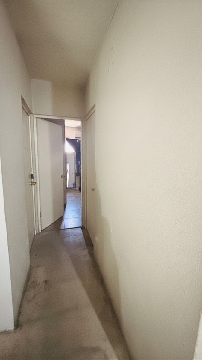 Pasillo interior hacia las recámaras